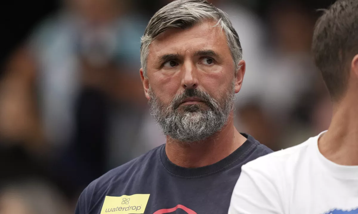 Nekdanji hrvaški teniški as Goran Ivanišević je izgubil tožbo proti bivši ženi Tatjani Dragović. Vrniti ji mora 173.937 evrov sodnih stroškov s pripadajočimi obrestmi.