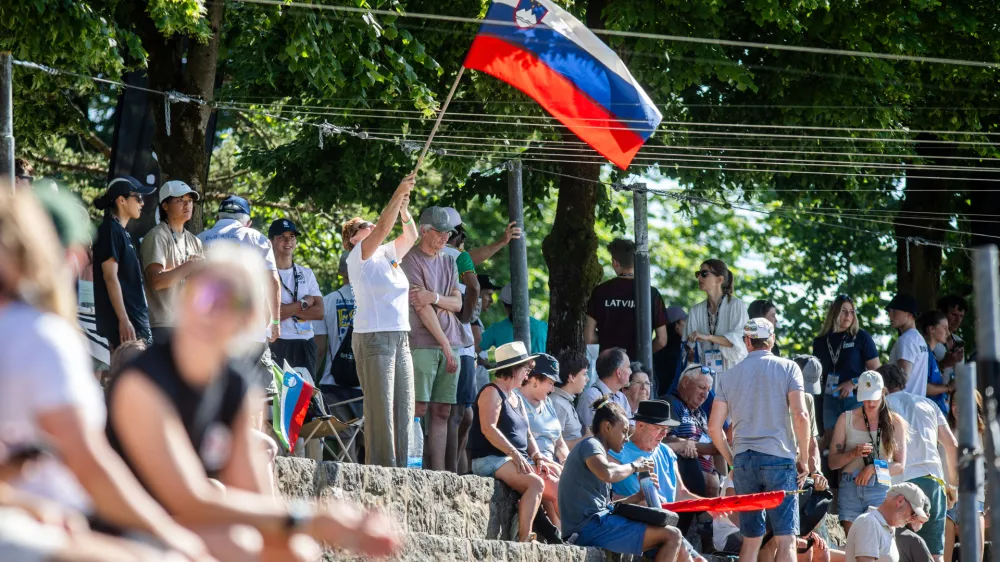 Tacen.Svetovni pokal v kajaku kanuju.Slalom na divjih vodah.
