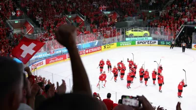 Ice Hockey - IIHF World Championships - Semi Final - Switzerland v Norway - Swiss Life Arena, Zurich, Switzerland - May 30, 2026 Switzerland players celebrate after the match REUTERS/Denis Balibouse