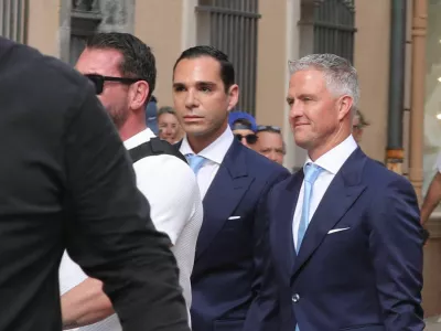 Mariage civil de Ralf Schumacher avec Etienne Bousquet-Cassagne &agrave; Saint-Tropez le 30 mai 2026. &copy; Franz Chavaroche/Bestimage Civil wedding of Ralf Schumacher to Etienne Bousquet-Cassagne in Saint-Tropez on May 30, 2026.,Image: 1106758660, License: Rights-managed, Restrictions:, Model Release: no 