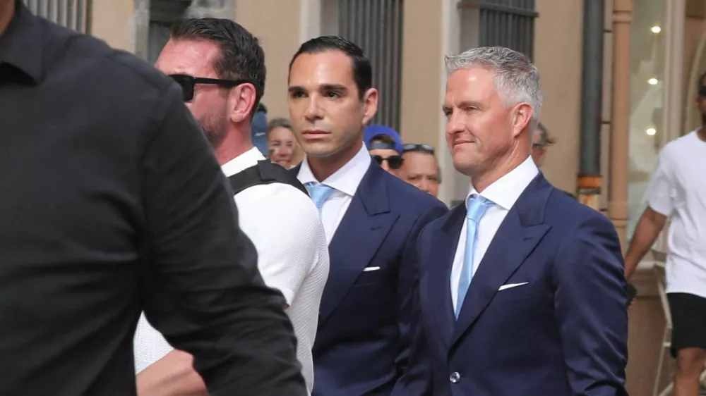 Mariage civil de Ralf Schumacher avec Etienne Bousquet-Cassagne &agrave; Saint-Tropez le 30 mai 2026. &copy; Franz Chavaroche/Bestimage Civil wedding of Ralf Schumacher to Etienne Bousquet-Cassagne in Saint-Tropez on May 30, 2026.,Image: 1106758660, License: Rights-managed, Restrictions:, Model Release: no 