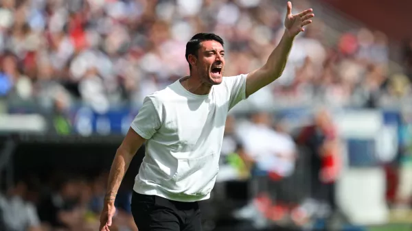Eintracht Frankfurt's coach Albert Riera reacts on the touchline during a German Bundesliga soccer match between Eintracht Frankfurt and Hamburger SV in Frankfurt, Germany, Saturday, May 2, 2026. (Florian Wiegand/dpa via AP)