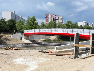 31.05.2026. Nov most za pe&scaron;ce čez severno obvoznico Dravlje.