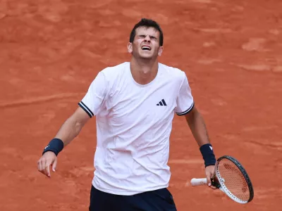 Tennis - French Open - Roland Garros, Paris, France - May 31, 2026 Spain's Rafael Jodar celebrates after winning his fourth round match against Spain's Pablo Carreno Busta REUTERS/Stephanie Lecocq