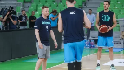 - Sean Sweeney, analitik.- 27.04.2024. Trening slovenske ko&scaron;arkarske reprezentance pred odhodom na kvalifikacijski turnir za Olimpijske igre v Grčiji. //FOTO: Bojan Velikonja