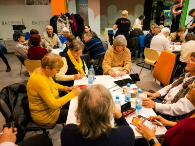 Magdini uporabniki so pomagali pri sooblikovanju predlogov za nadgradnjo Magde. Foto: Simbioza