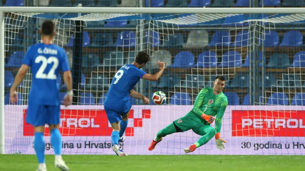 Soccer Football - International Friendly - Croatia v Slovenia - Stadion Varteks, Varazdin, Croatia - June 7, 2026 Slovenia's Andraz Sporar scores their first goal REUTERS/Antonio Bronic
