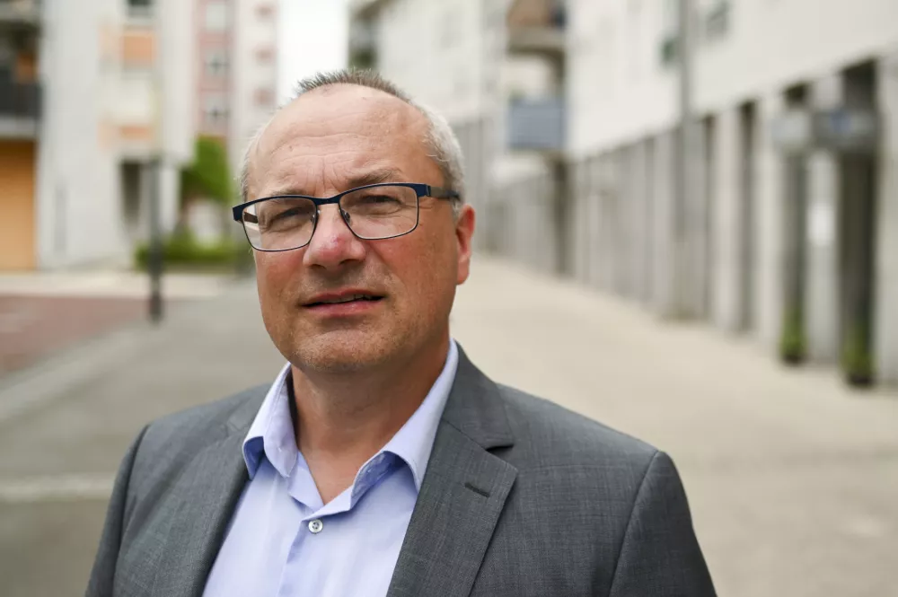 Nepremičninske re&scaron;itve iz vzporednih vesolj