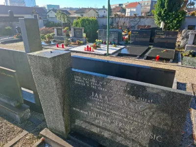 10.12.2025 Pokopali&scaron;če Stožice grob Jaka Av&scaron;ič general JLA Foto Luka Cjuha