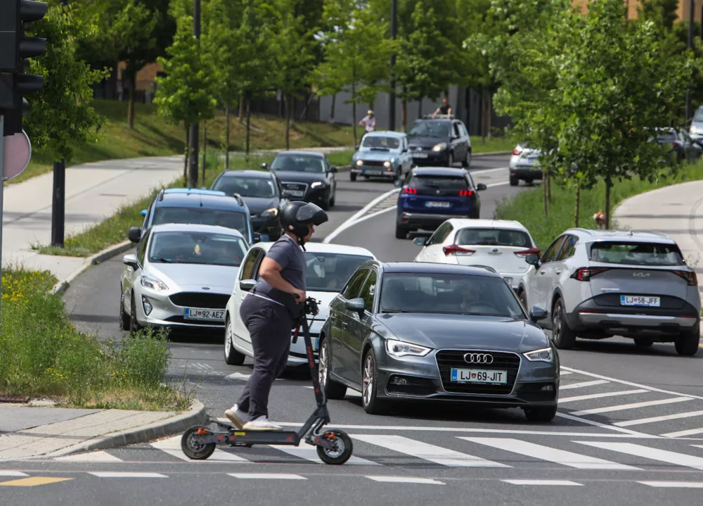 04.06.2026. - Zastoj na Cesti Rdečega križa. Foto: Bojan Velikonja