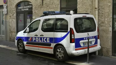 policija francija
