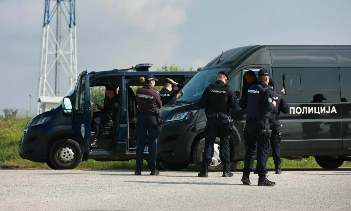 Šla naj bi po denar, ki mu ga je dolgoval Tomas, slovenski državljan.