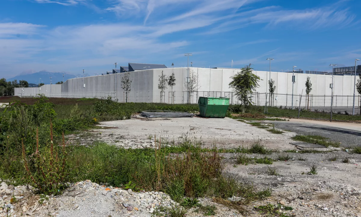 Zaradi pomanjkanja sistemskih rešitev se investitorji pogost