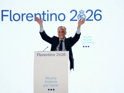Soccer Football - Real Madrid Presidential Election - Eurobuilding Hotel, Madrid, Spain - June 8, 2026 Florentino Perez celebrates after he is re-elected as Real Madrid president. REUTERS/Ana Beltran