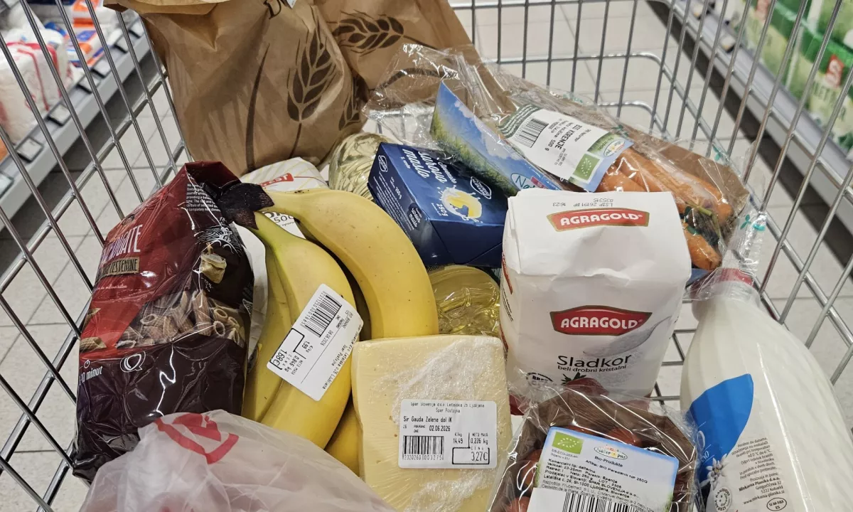 V nasprotju s predlagatelji je prepričan, da zniža
