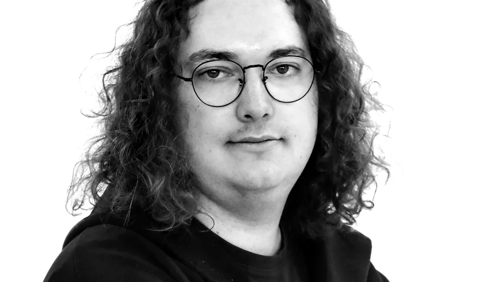 Ga&scaron;per Straži&scaron;ar- Redakcija Dnevnik 2024 - portreti za komentarje in kolumne - kolumnisti - komentatorji &ndash; novinarji - portret //FOTO: Luka Cjuha