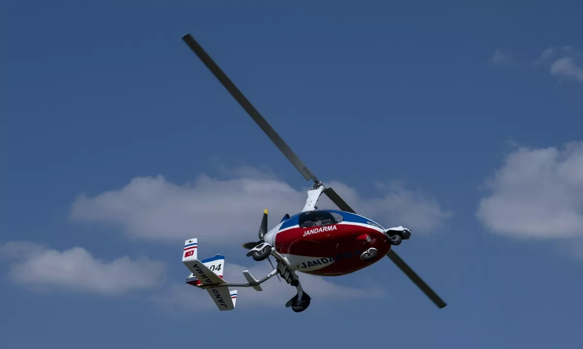 Manjše letalo takoj po vzletu strmoglavilo pri letališču v Vrsarju, pilot naj bi bil Slovenec
