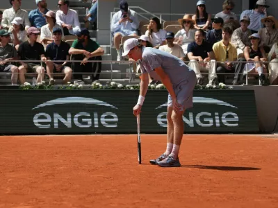 Jannik Sinner of Italy reacts at the end of the second round men's singles tennis match against Juan Manuel Cerundolo of Argentina at the French Open tennis tournament in Paris, Thursday, May 28, 2026. (AP Photo/Thibault Camus)