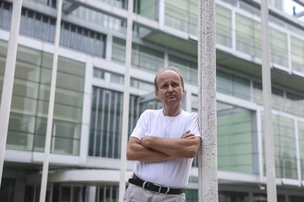 - 08.07.2024 - Gregor Ficko, &scaron;ef zbornice za gradbeni&scaron;tvo pri GZS  //FOTO: Jaka GasarOPOMBA: ZA OBJEKTIV - INTERVJU