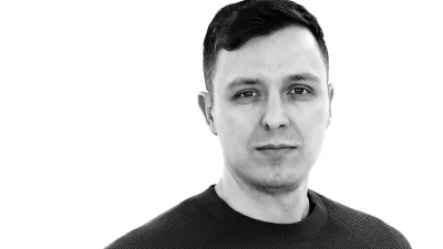 Anže Lebinger- Redakcija Dnevnik 2024 - portreti za komentarje in kolumne - kolumnisti - komentatorji &ndash; novinarji - //FOTO: Tomaž Skale