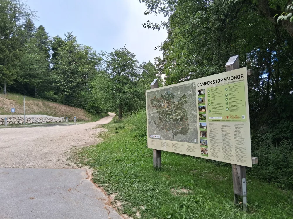 &raquo;Tu, v miru, je delati veliko prijetneje kot v dolinskem živžavu&laquo;