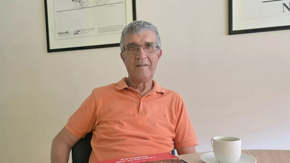 Dr. Josip Orbanić, strokovnjak za železni&scaron;ko tehnologijo in vlake, publicist, Legendarni vlak gomulka / Foto: Katja Gle&scaron;čič 