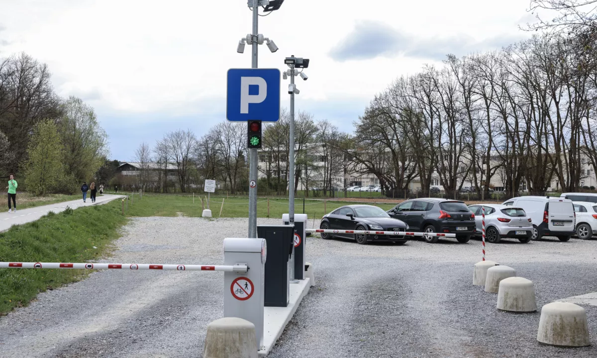 Začenja se kampanja pred referendumom o parkirnem odloku v Ljubljani