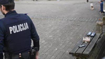Policija - simbolična fotografijauboj - umornožsmrtonosno orožje 06.03.2026 Brnik - Streljanje policistov na storilca z nožem - Fužine - napad na policiste Foto: Nik Erik Neubauer