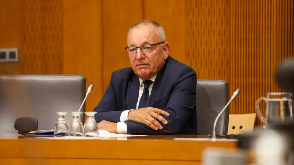 - Andrej &Scaron;ircelj, kandidat za ministra za finance,- 01.06.2026. - Zasli&scaron;anja kandidatov za ministre 4. vleda Janeza Jan&scaron;e pred parlamentarnimi odbori v DZ RS.//FOTO: Bojan Velikonja