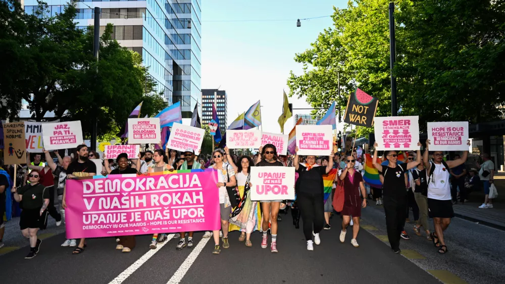  gej, homoseksualnost, ljubezen, seksualnost, geji, istospolna zveza -SIMBOLIČNA FOTOGRAFIJA13.06.2026 Parada ponosaFoto: Nik Erik Neubauer