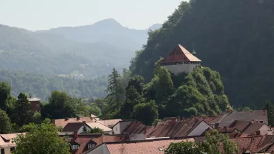 Turizem v službi prostora in skupnosti