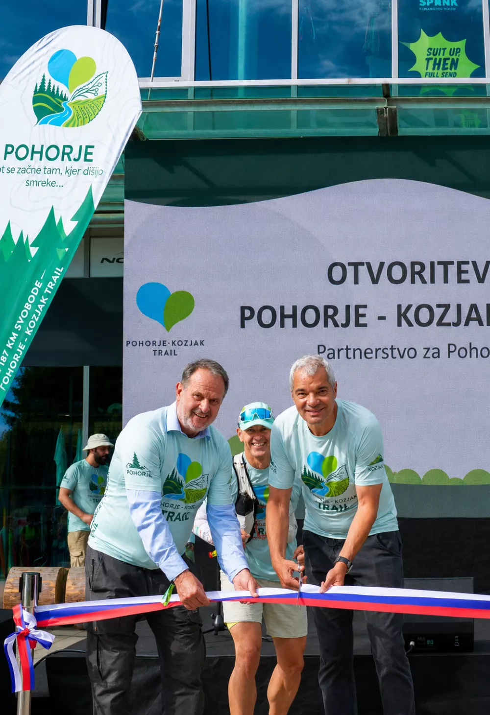 Zbrane sta nagovorila predsednik Partnerstva za Pohorje in župan Mestne občine Maribor Aleksander Sa&scaron;a Arsenovič ter predsednik Planinske zveze Slovenije Martin &Scaron;olar. 
