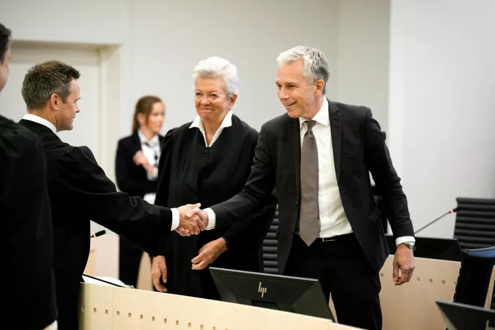 Defense lawyers Petar Sekulic and Ellen Holager Andenaes greet police attorney Sturla Henriksbo in court before the verdict in the case against Marius Borg Hoiby, in Oslo, Norway, June 15, 2026. Stian Lysberg Solum/NTB/via REUTERS  ATTENTION EDITORS - THIS IMAGE WAS PROVIDED BY A THIRD PARTY. NORWAY OUT. NO COMMERCIAL OR EDITORIAL SALES IN NORWAY.