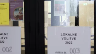 Odvzem volilne pravice: “Lahko bi šlo za neposredno diskriminacijo”