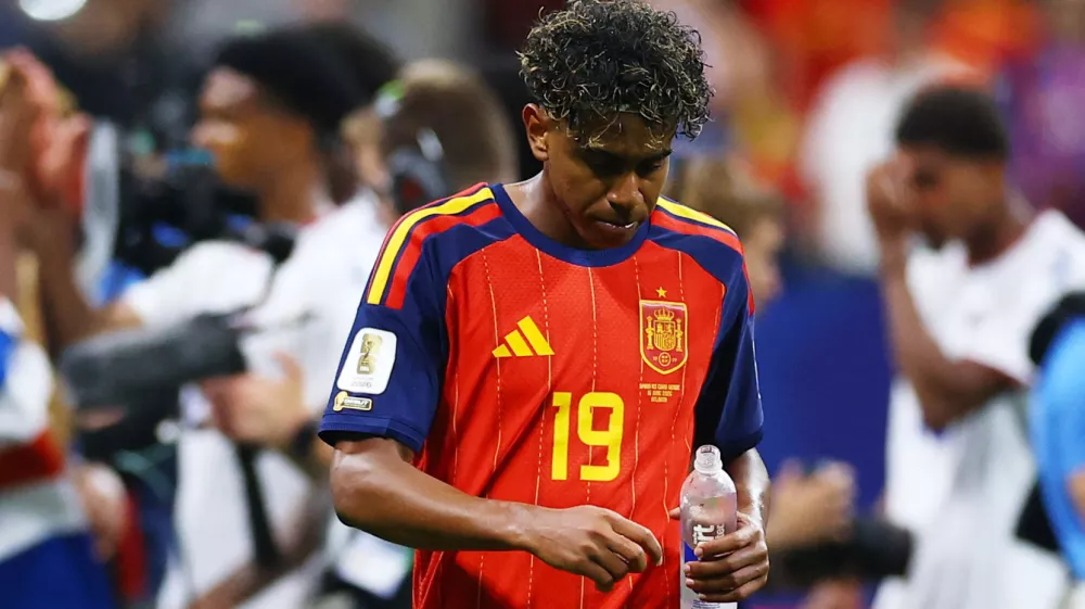 Soccer Football - FIFA World Cup 2026 - Group H - Spain v Cape Verde - Atlanta Stadium, Atlanta, Georgia, U.S. - June 15, 2026 Spain's Lamine Yamal looks dejected after the match REUTERS/Claudia Greco