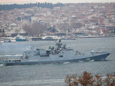 FILE PHOTO: The Russian Navy's frigate Admiral Grigorovich sets sail in the Bosphorus, on its way to the Mediterranean Sea, in Istanbul, Turkey, December 24, 2020. REUTERS/Murad Sezer/File Photo