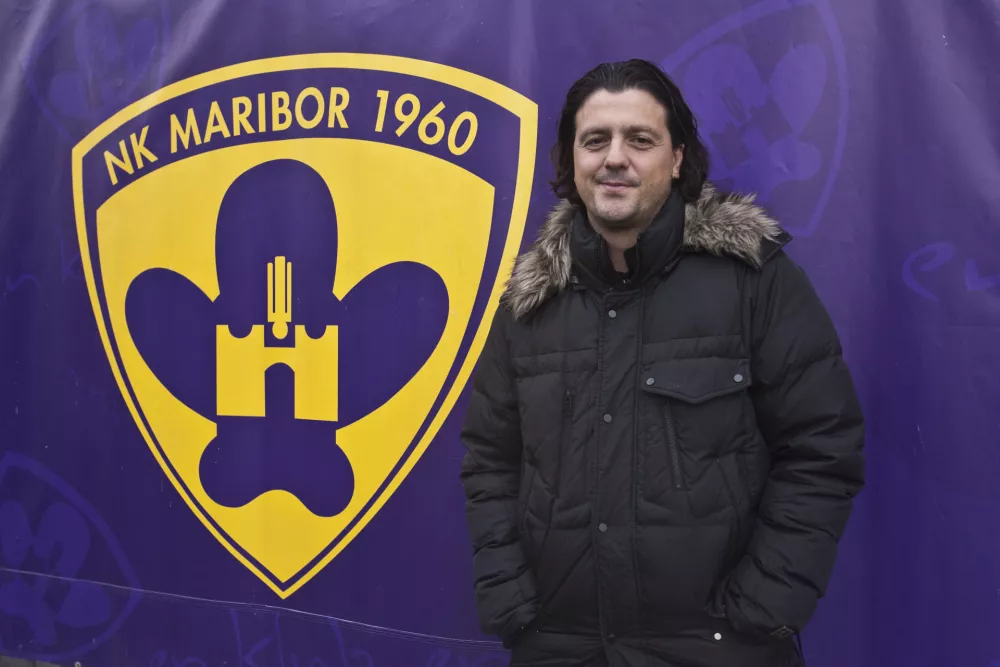 Zlatko Zahovič, &scaron;portni direktor - Nogometni klub NK Maribor //FOTO: Jaka AdamičOPOMBA: ZA OBJAVO V PRILOGI &ndash; DNEVNIKOV OBJEKTIV - INTERVJU 2011 / Foto: Jaka Adamič