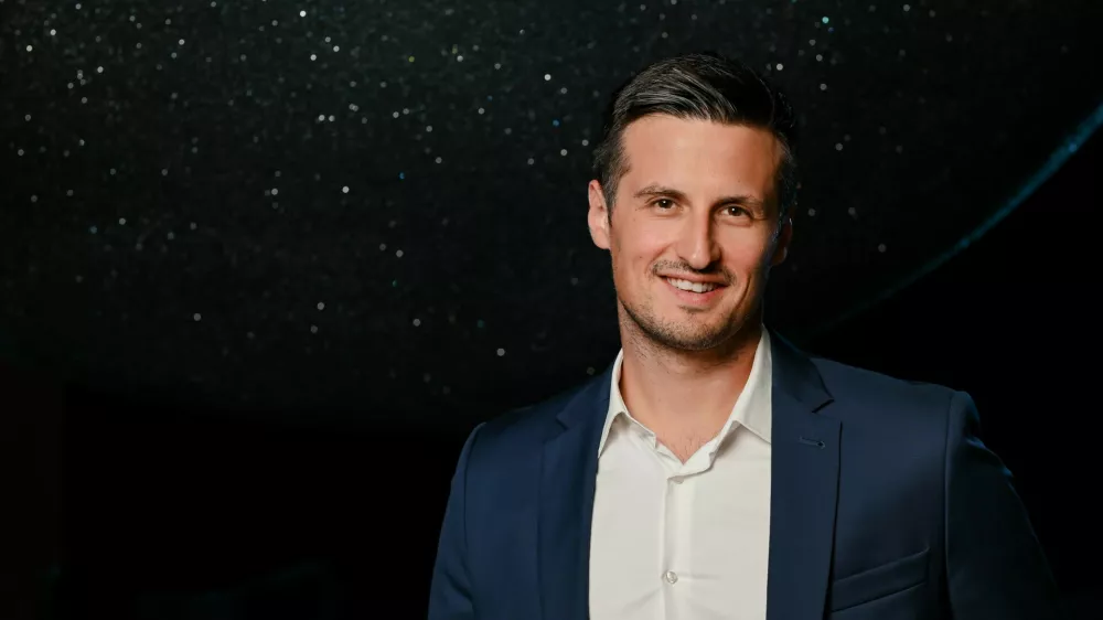  Damir Čau&scaron;ević, Monri