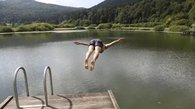 21.07.2025 Podpeško jezero - kopanje v naravnih vodah - naravne vode - Foto: Luka Cjuha