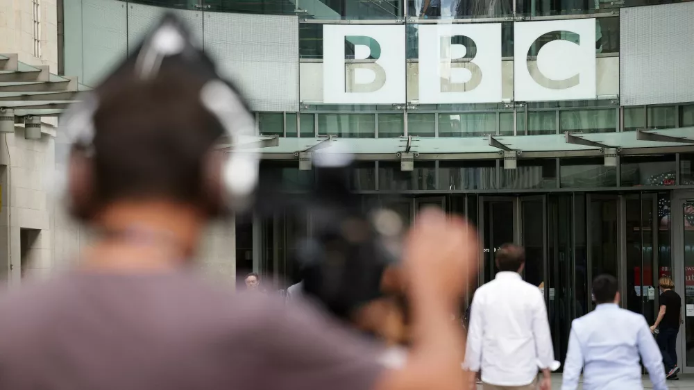 FILE PHOTO: People walk outside the BBC headquarters in London, Britain, July 12, 2023. REUTERS/Anna Gordon/File Photo