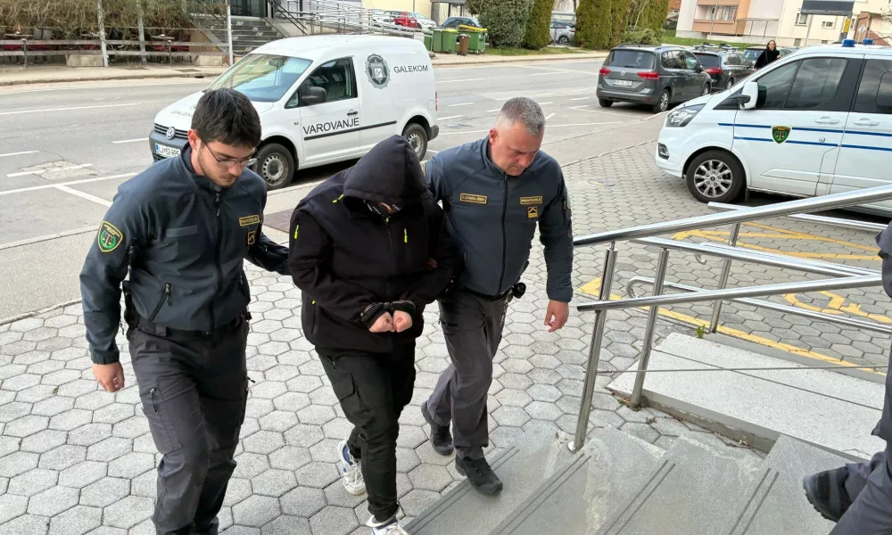 Niso bili krivi demoni: Blejcu 12 let zapora za uboj soproge s Filipinov