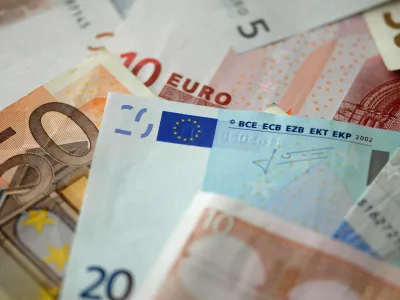 FILE PHOTO - Euros. UK households are sitting on more than two billion pounds in foreign currency - leftover from old holidays.Each home has &pound;97.74 in unused holiday money, sitting in cupboards, drawers and suitcases.And across the nation's 27.6 million households, this equates to a whopping &pound;2,697,624,000.On average, the leftover euros, dollars, yen and more have been collecting dust for three years.However, the research of 2,000 adults commissioned by M&S Bank found one in 10 have hung on to the currency for a decade or more. Four in 10 reckon admit they have money lying around for so long it's probably no longer even in use.Paul Stokes, head of products at M&S Bank, said: "With most families taking their holidays over the summer, now is the most likely time to have forgotten foreign currency lying around the house.useful one day.,Image: 485446192, License: Rights-managed, Restrictions: This image hereby disclosed to your organisation is so disclosed on the condition that your organisation will take all steps necessary to ensure that any identifiable personal data is processed in full compliance with the Data Protection Act 2018follow us on twitter - @swnsbrowse our website - swns.comemail pix@swns.com, Model Release: no / Foto: Profimedia