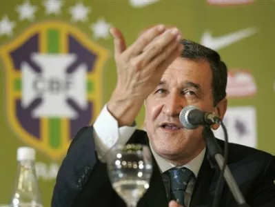 carlos alberto parreira, nogomet