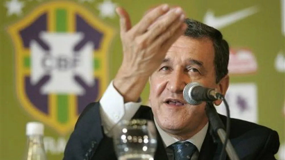 carlos alberto parreira, nogomet