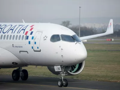 Letala Airbus A220 dodatno krepijo mrežo letov Croatia Airlines, potnikom in posadkam omogočajo vrhunsko izku&scaron;njo letenja, hkrati pa prispevajo k bolj trajnostnemu poslovanju družbe.