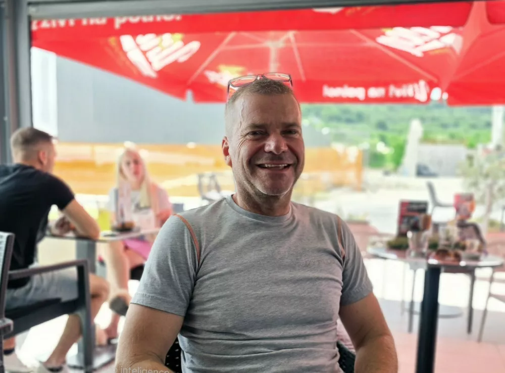 Mitja Petrič, &scaron;koljkar, klapavice, ostrige / Foto: Katja Gle&scaron;čič 