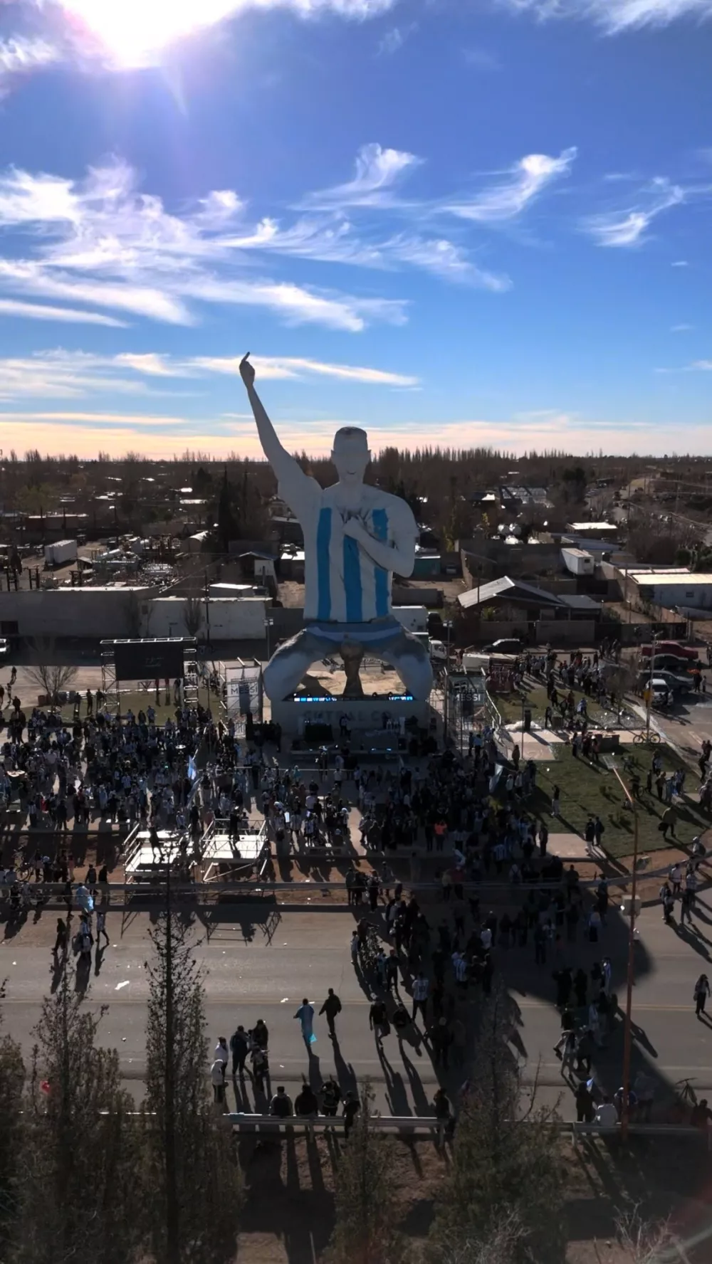 People are gathered near a statue of Lionel Messi in Neuquen Province, Argentina, June 16, 2026, in this screen grab obtained from a social media video. Carlos Martinez/via REUTERS THIS IMAGE HAS BEEN SUPPLIED BY A THIRD PARTY. MANDATORY CREDIT. NO RESALES. NO ARCHIVES. Verification: - Date and location verified by original file metadata and corroborating visuals.