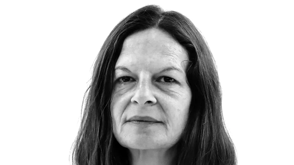 Ingrid Mager- Redakcija Dnevnik 2024 - portreti za komentarje in kolumne - kolumnisti - komentatorji &ndash; novinarji - portret //FOTO: Luka Cjuha