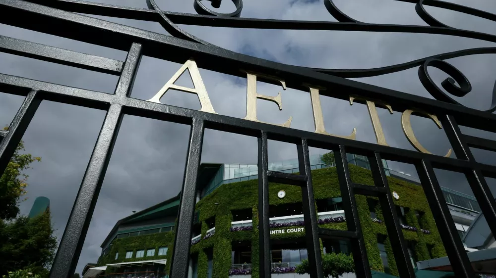Tennis - Wimbledon - All England Lawn Tennis and Croquet Club, London, Britain - June 29, 2026 General view of the All England Lawn Tennis and Croquet Club gate outside the Centre Court ahead of the tournament REUTERS/Toby Melville