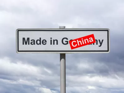 Fotomontage Schild mit dem Text MADE IN GERMANY, teilweise durch CHINA &uuml;berdeckt *** Photomontage sign with the text MADE IN GERMANY, partially covered by CHINA Copyright: xUdoxHerrmannx,Image: 1109447392, License: Rights-managed, Restrictions: imago is entitled to issue a simple usage license at the time of provision. Personality and trademark rights as well as copyright laws regarding art-works shown must be observed. Commercial use at your own risk., Model Release: no 